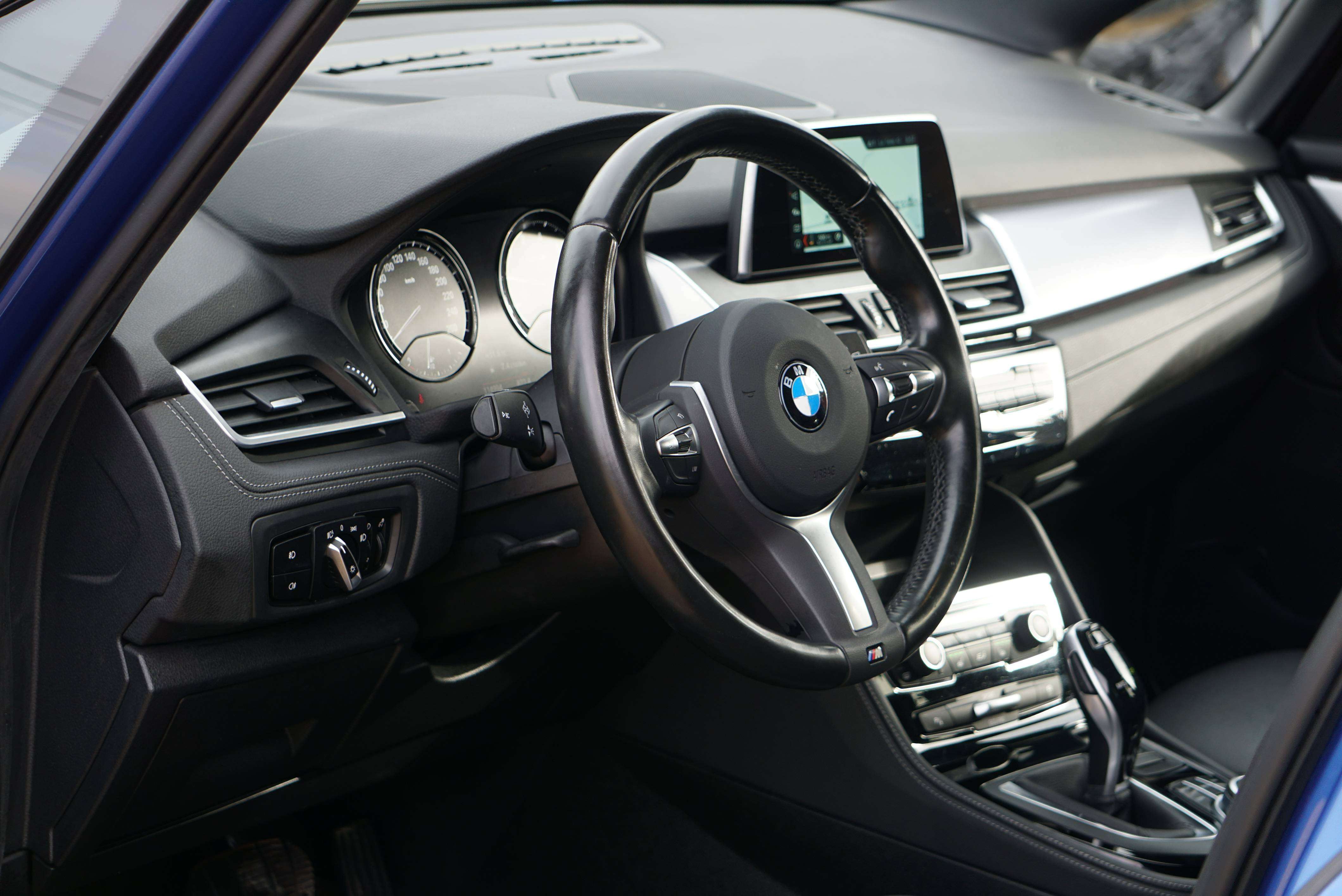 BMW 218 i Gran Tourer PACK M AUTO 7 PLACES CLIMTRONIC PDC CARNET