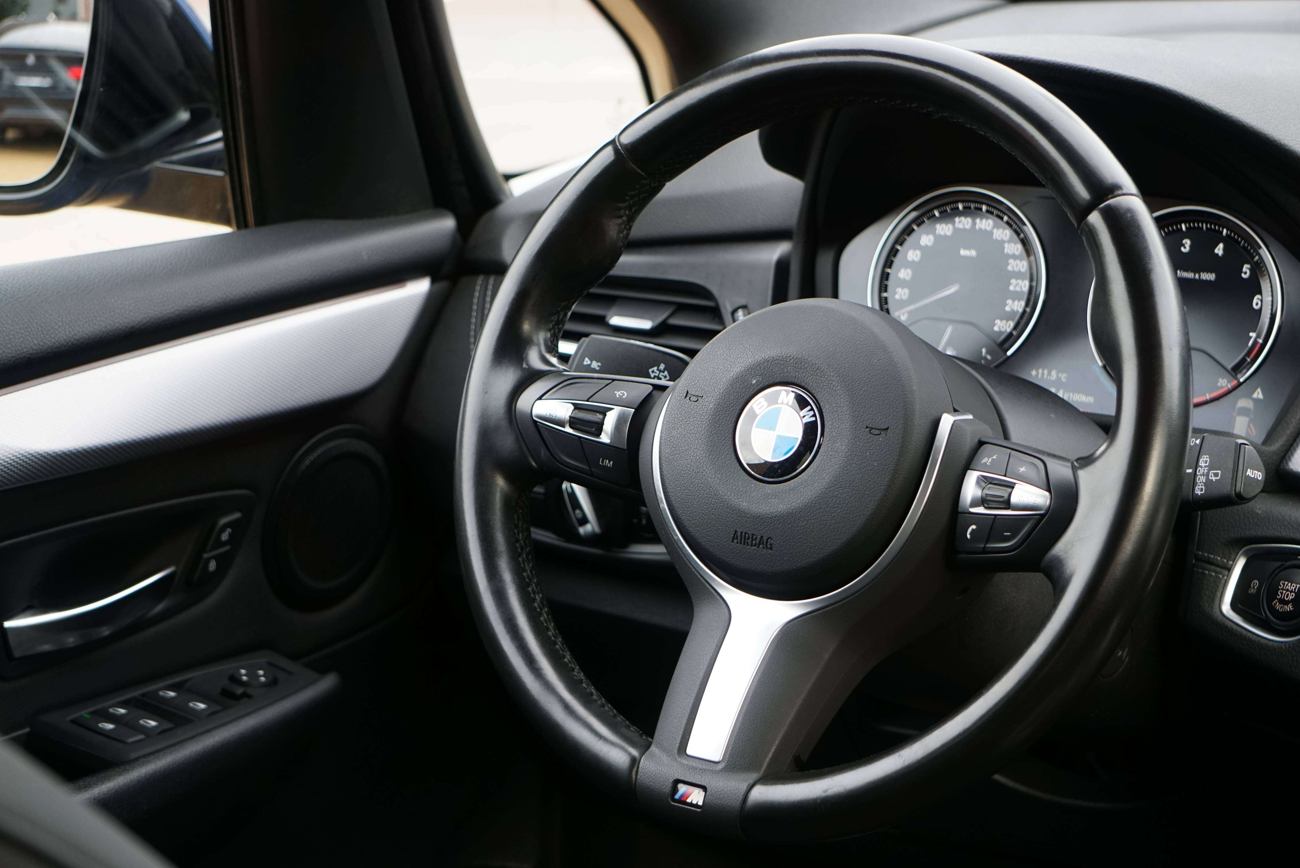BMW 218 i Gran Tourer PACK M AUTO 7 PLACES CLIMTRONIC PDC CARNET