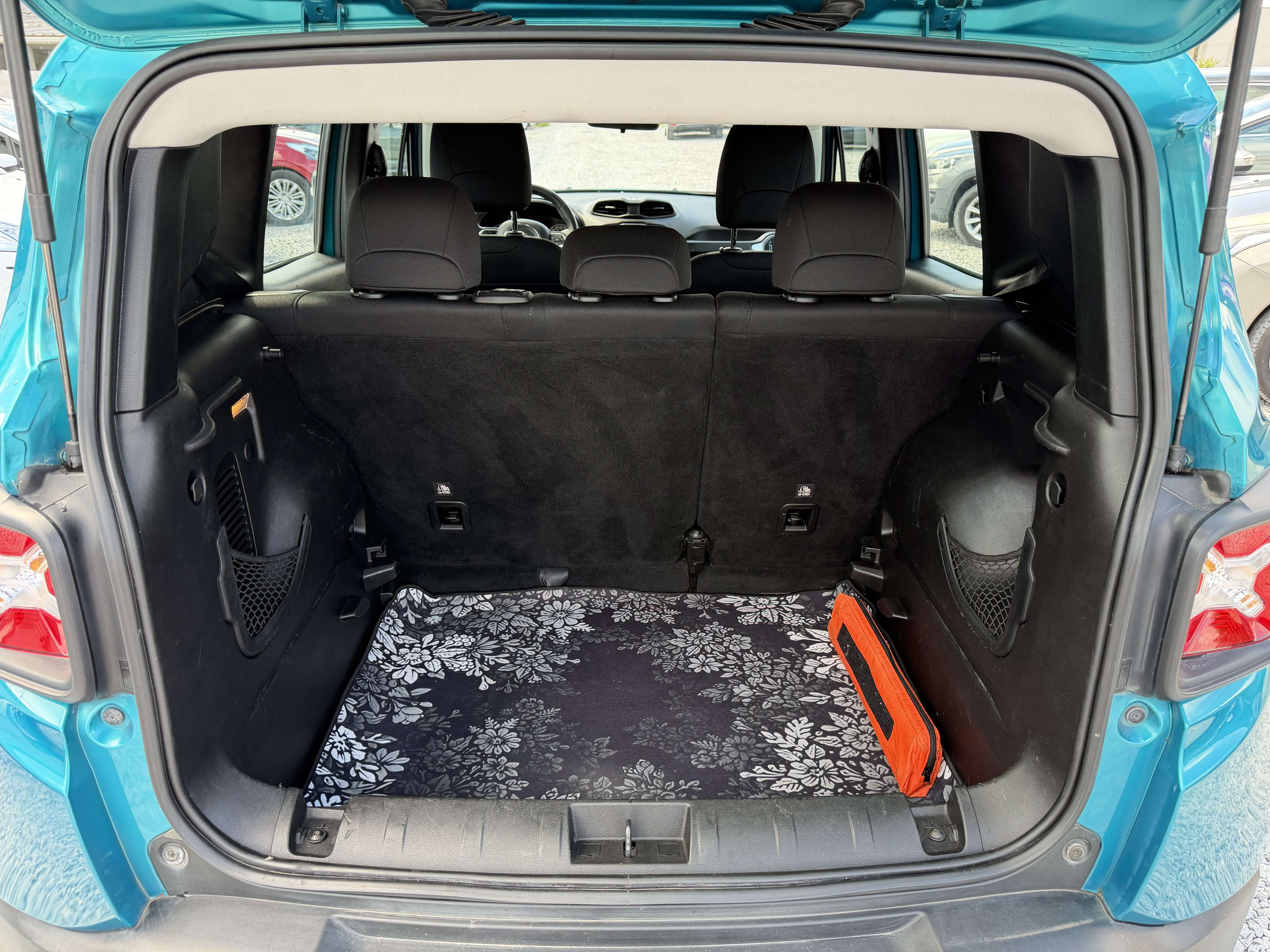 Jeep Renegade 1.0 T3 - Attache remorque - Bluetooth - USB