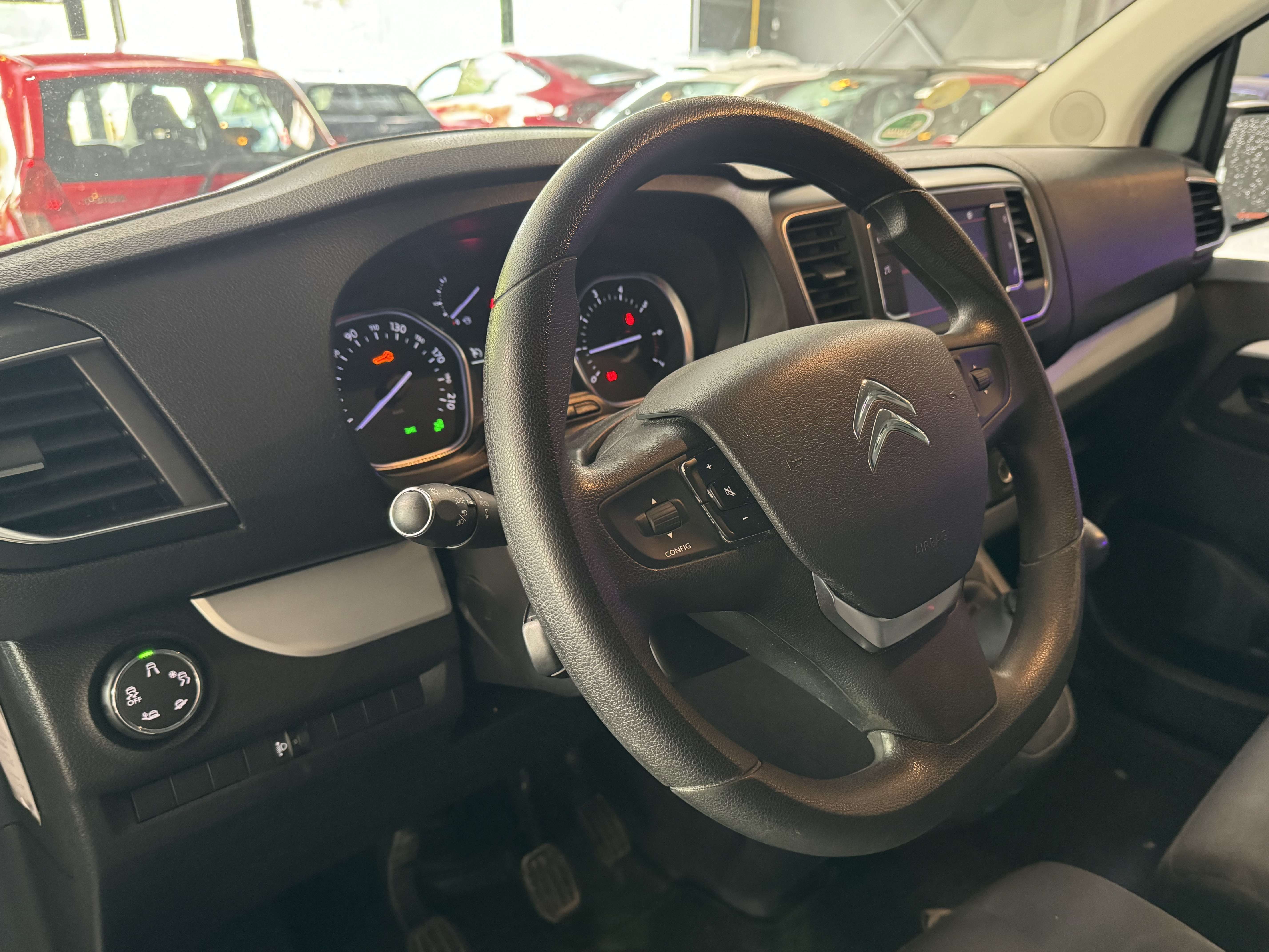 Citroen Spacetourer 1.5(d)- 6 PLACES ! A/C - MEDIA/TEL - CAMERA - LIM/REG