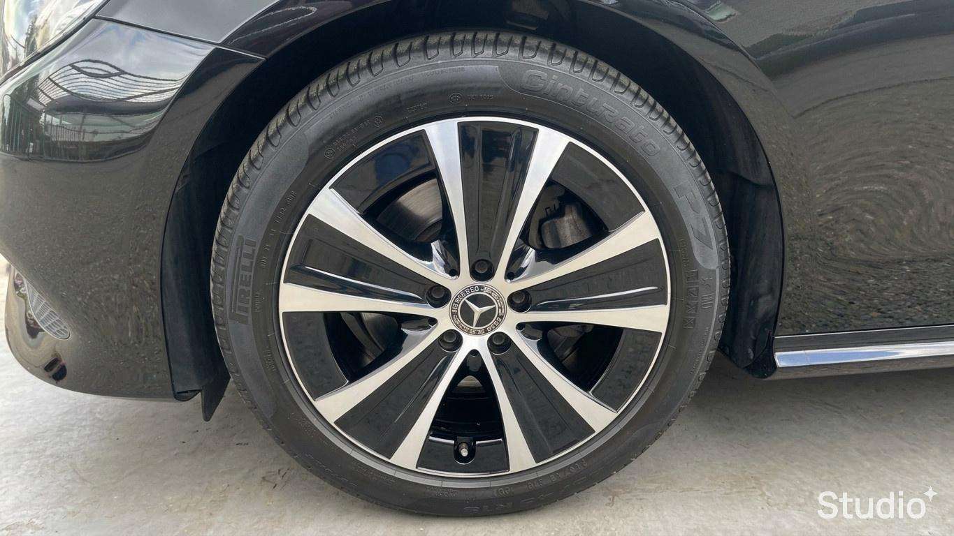 Mercedes-Benz E 220 d Coupé