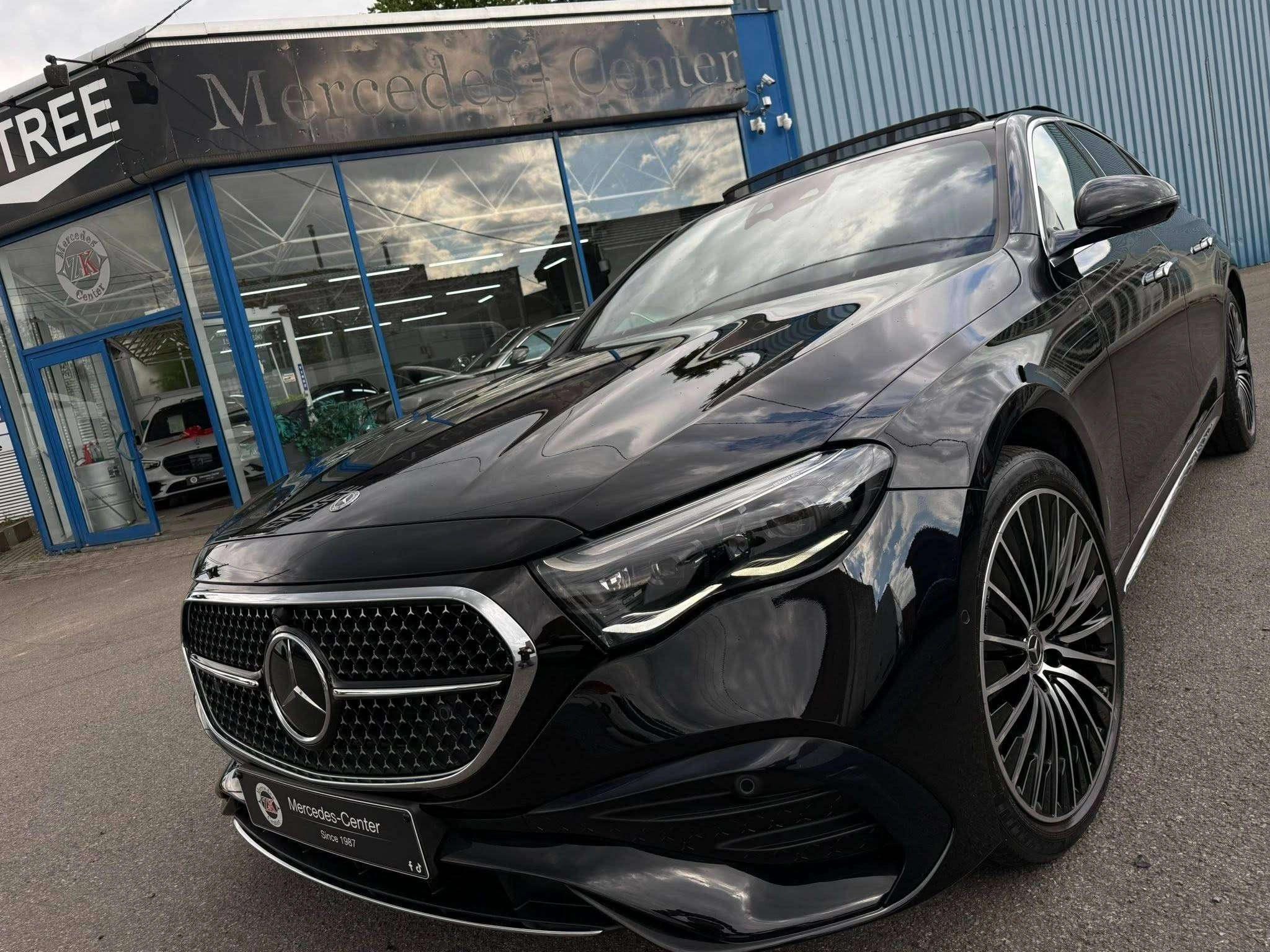 Mercedes-Benz E 300 e Plug-In-Hybride * PACK AMG * HYPERSCREEN * DESIGNO * BURMESTER * MEMOIRE * MEGA FULL OPTIONS !! 59 900 € NETTO (+ TVA)