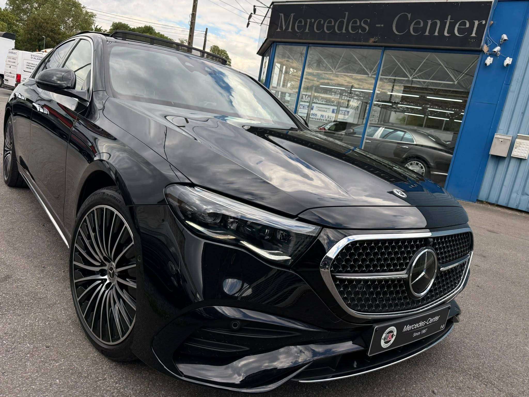 Mercedes-Benz E 300 e Plug-In-Hybride * PACK AMG * HYPERSCREEN * DESIGNO * BURMESTER * MEMOIRE * MEGA FULL OPTIONS !! 59 900 € NETTO (+ TVA)