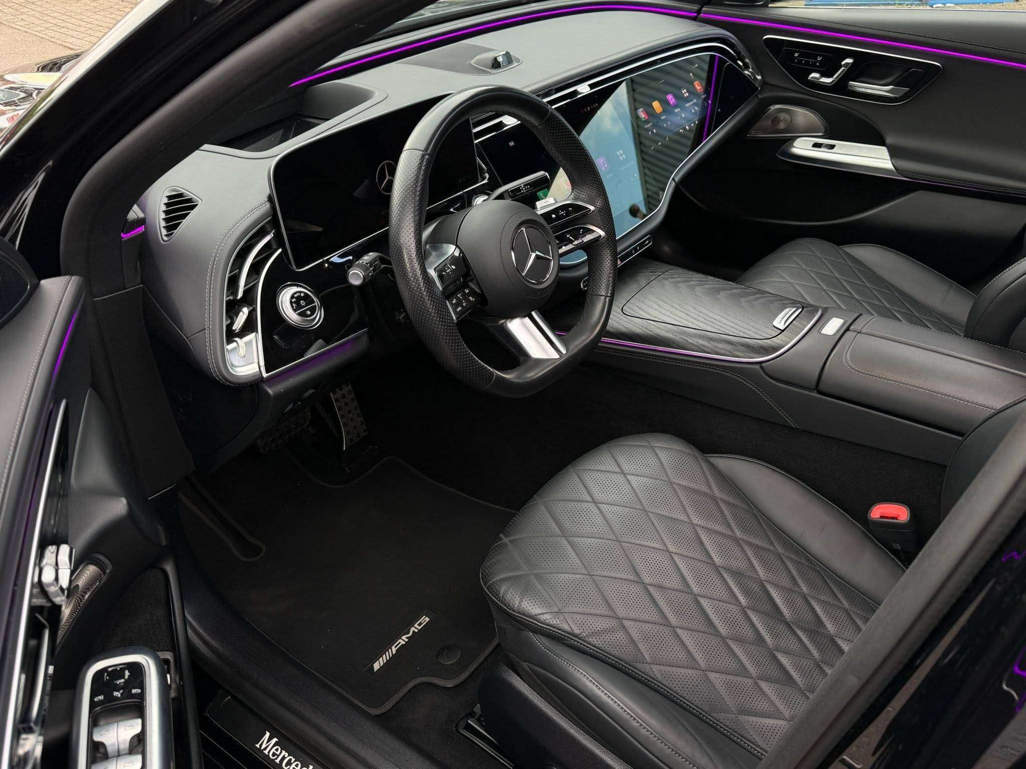 Mercedes-Benz E 300 e Plug-In-Hybride * PACK AMG * HYPERSCREEN * DESIGNO * BURMESTER * MEMOIRE * MEGA FULL OPTIONS !! 59 900 € NETTO (+ TVA)
