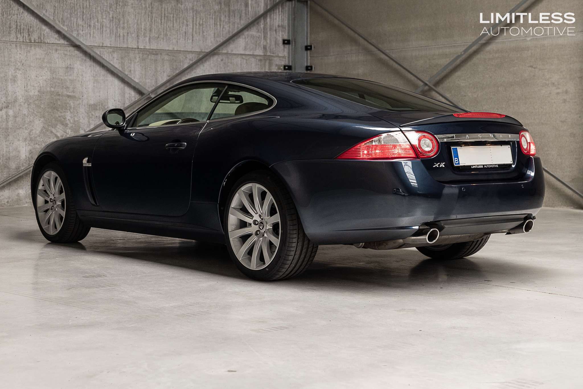 Jaguar XK Coupé 3.6i V8 | Blue on Beige