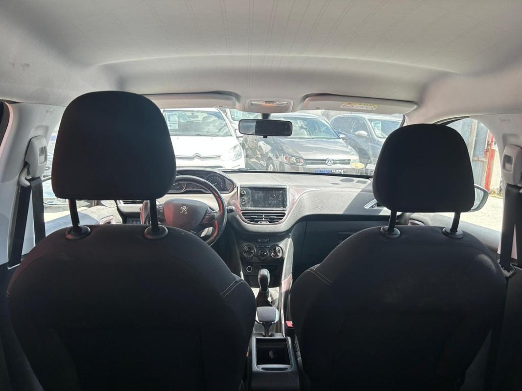 Peugeot 2008 1.6L HDI 92 CH - 1RE MAIN | ENTIÈREMENT RÉVISÉE ET GARANTIE 12 MOIS