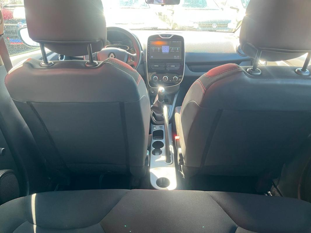 Renault Clio IV 1.2i 73 CH ESSENCE PHASE 1 - ENTIÈREMENT RÉVISÉE & GARANTIE 12 MOIS EN EUROPE