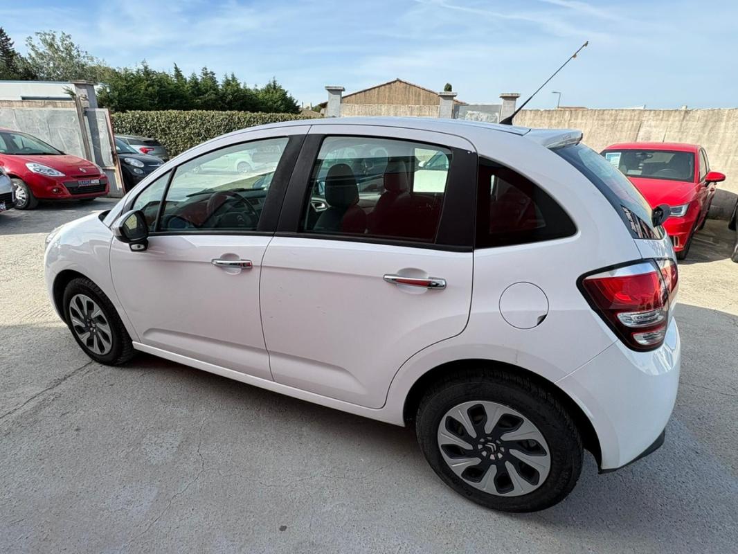 Citroen C3 3eme génération 1.4L HDI 68 CH - ENTIÈREMENT RÉVISÉE & GARANTIE TRÈS PROPRE distri neuve