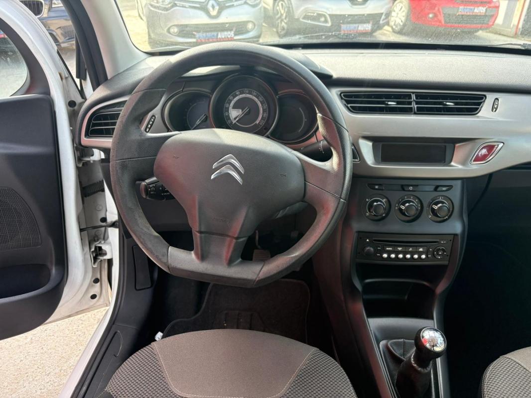 Citroen C3 3eme génération 1.4L HDI 68 CH - ENTIÈREMENT RÉVISÉE & GARANTIE TRÈS PROPRE distri neuve