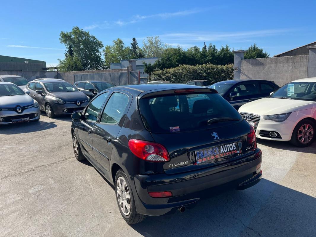 Peugeot 206+ 1.4L HDI 70 CH 1re MAIN - ENTIÈREMENT RÉVISÉE ET GARANTIE 12 MOIS