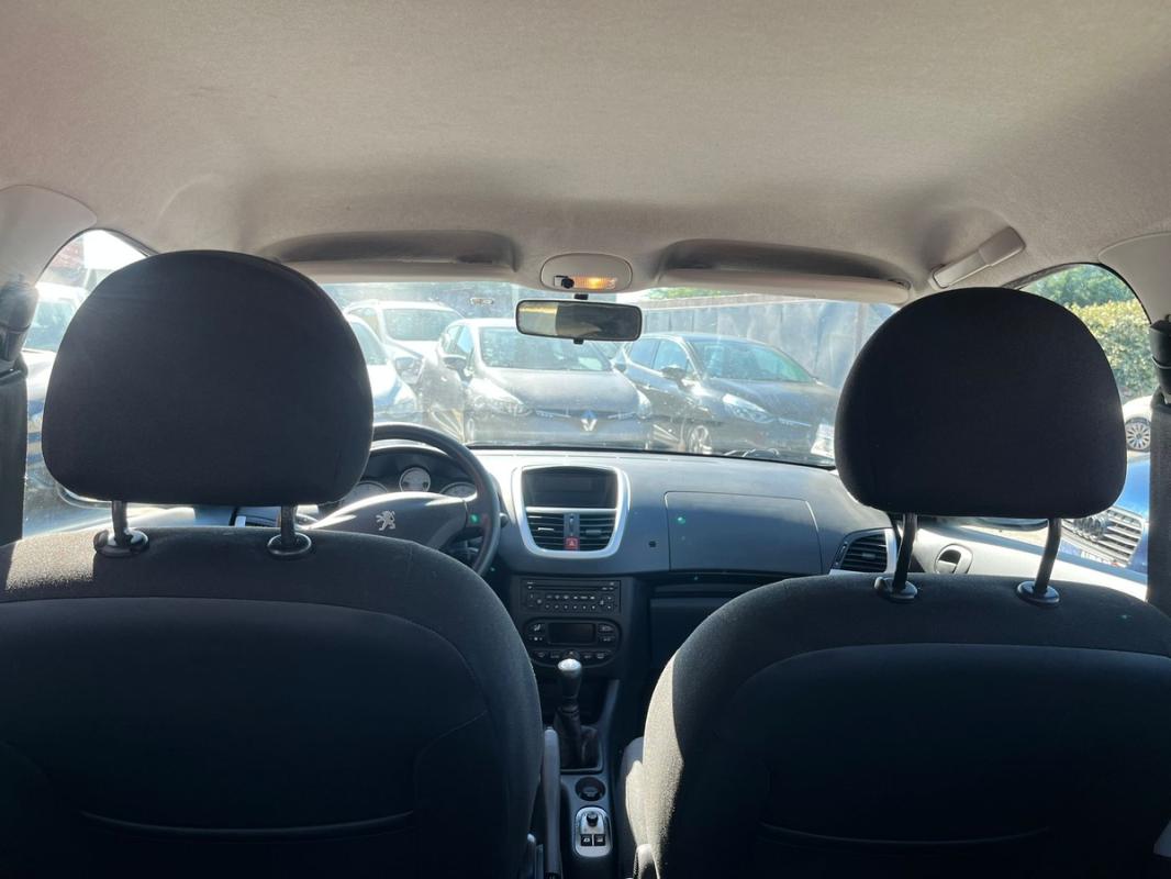 Peugeot 206+ 1.4L HDI 70 CH 1re MAIN - ENTIÈREMENT RÉVISÉE ET GARANTIE 12 MOIS