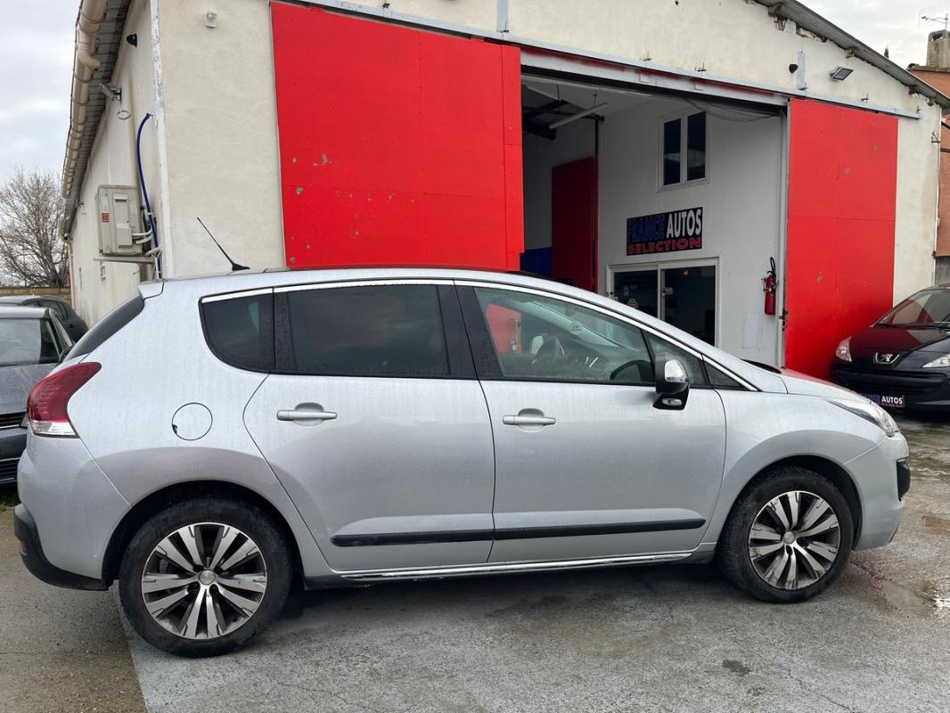 Peugeot 3008 1.6L HDI 120 CH TOIT PANORAMIQUE ENTIÈREMENT RÉVISÉE ET GARANTIE 12 MOIS EN EUROPE