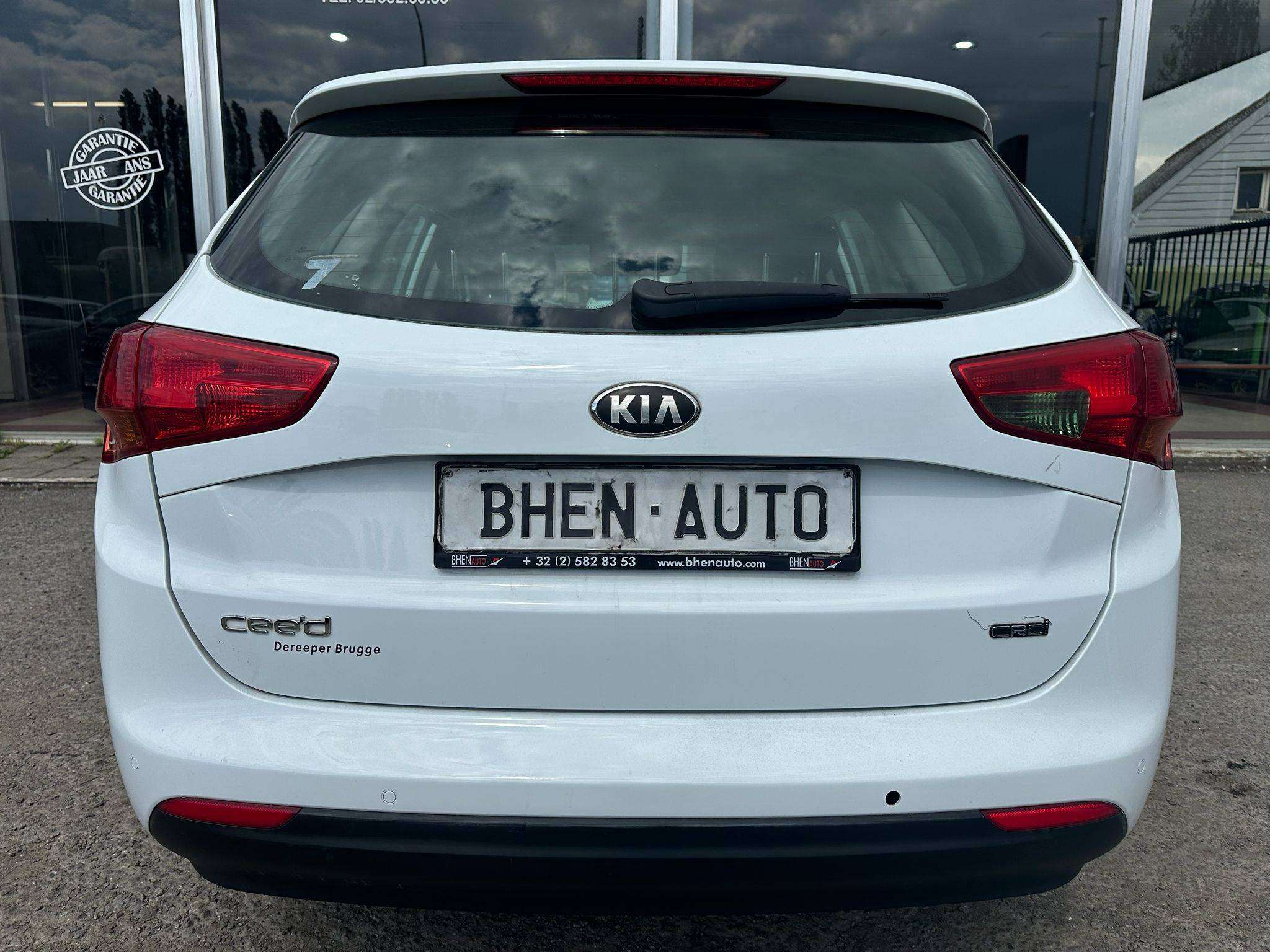 Kia Ceed / cee'd 1.6 / RADAR AV AR / CARPLAY / AIRCO / NAVI / GARANTIE 12 MOIS