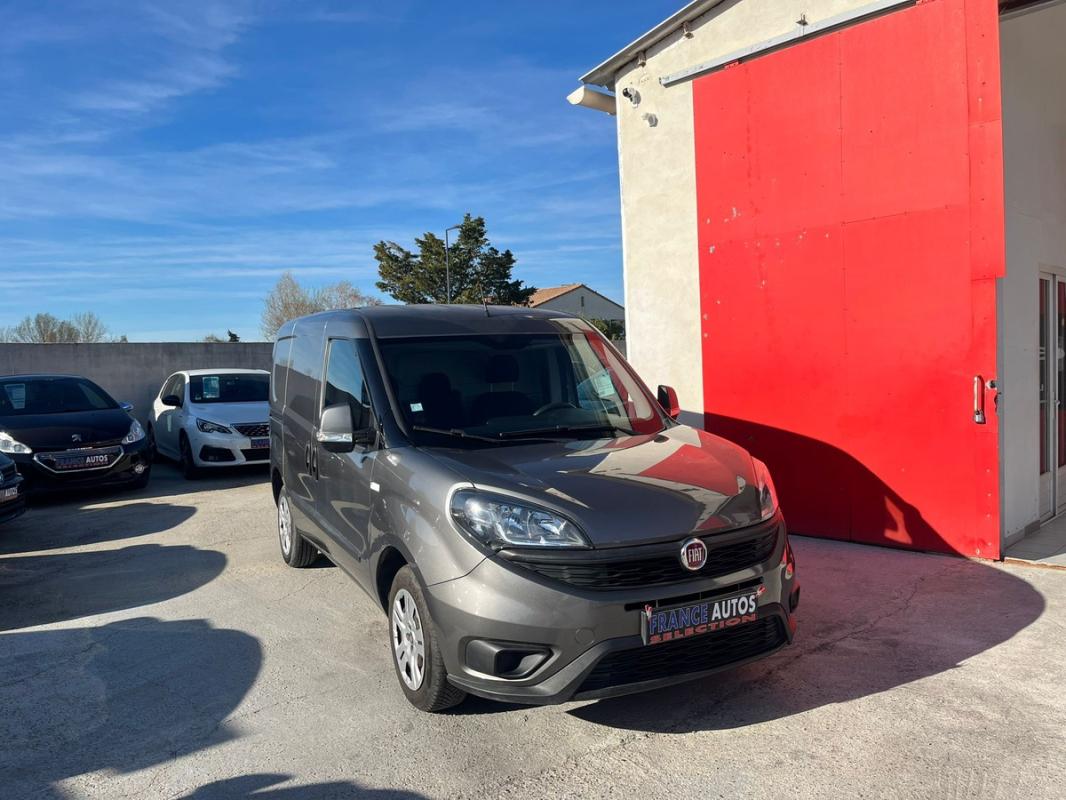 Fiat Doblo 1.3L JTD 95 CH 3 PLACES 1re MAIN | ENTIÈREMENT RÉVISÉE ET GARANTIE 12 MOIS EN EUROPE