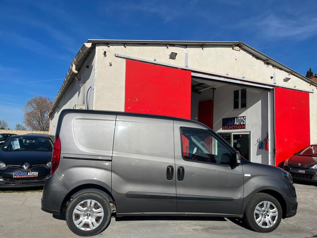 Fiat Doblo 1.3L JTD 95 CH 3 PLACES 1re MAIN | ENTIÈREMENT RÉVISÉE ET GARANTIE 12 MOIS EN EUROPE