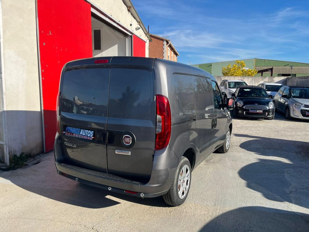 Fiat Doblo 1.3L JTD 95 CH 3 PLACES 1re MAIN | ENTIÈREMENT RÉVISÉE ET GARANTIE 12 MOIS EN EUROPE