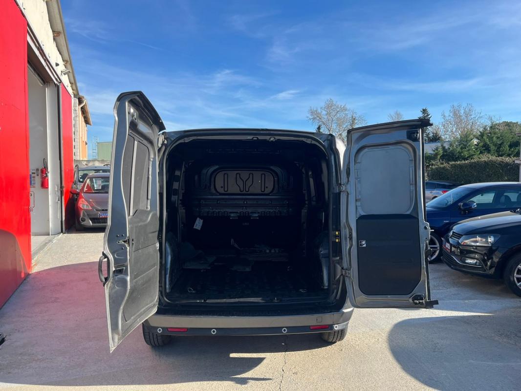 Fiat Doblo 1.3L JTD 95 CH 3 PLACES 1re MAIN | ENTIÈREMENT RÉVISÉE ET GARANTIE 12 MOIS EN EUROPE