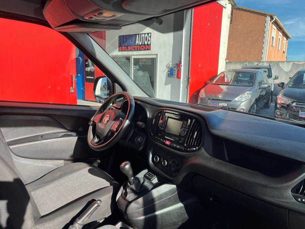 Fiat Doblo 1.3L JTD 95 CH 3 PLACES 1re MAIN | ENTIÈREMENT RÉVISÉE ET GARANTIE 12 MOIS EN EUROPE