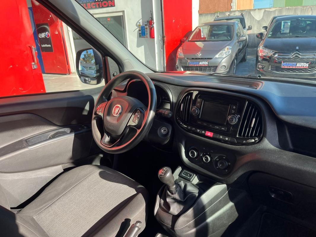 Fiat Doblo 1.3L JTD 95 CH 3 PLACES 1re MAIN | ENTIÈREMENT RÉVISÉE ET GARANTIE 12 MOIS EN EUROPE