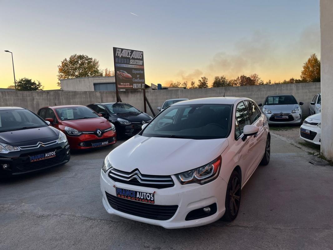 Citroen C4 111 CH ESSENCE CRIT'AIR 1 | ENTIÈREMENT RÉVISÉE ET GARANTIE