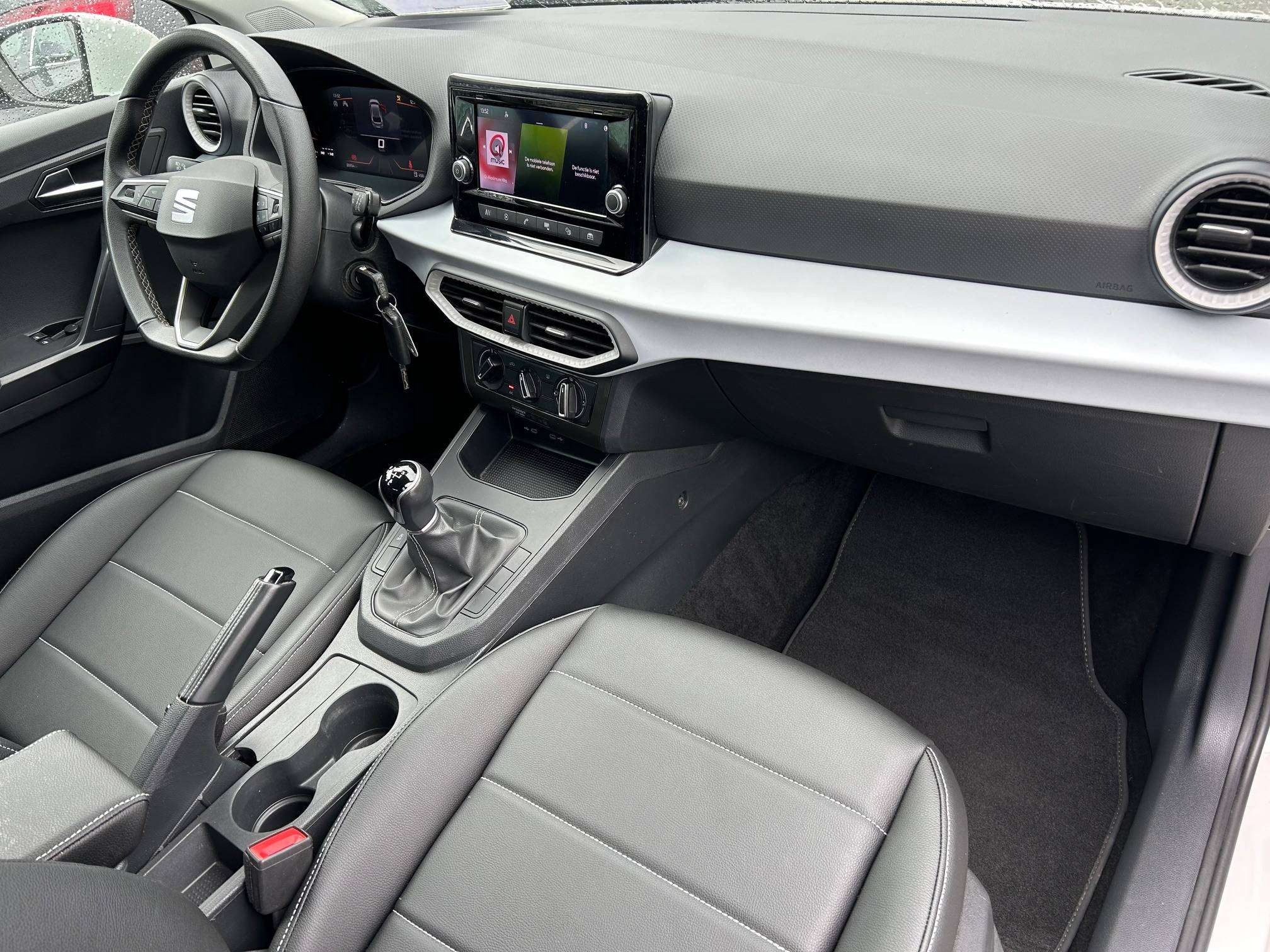 SEAT Ibiza 1.0 TSI Alu/Leder/Carplay/Pdc/Cruise/Led *1j garantie*