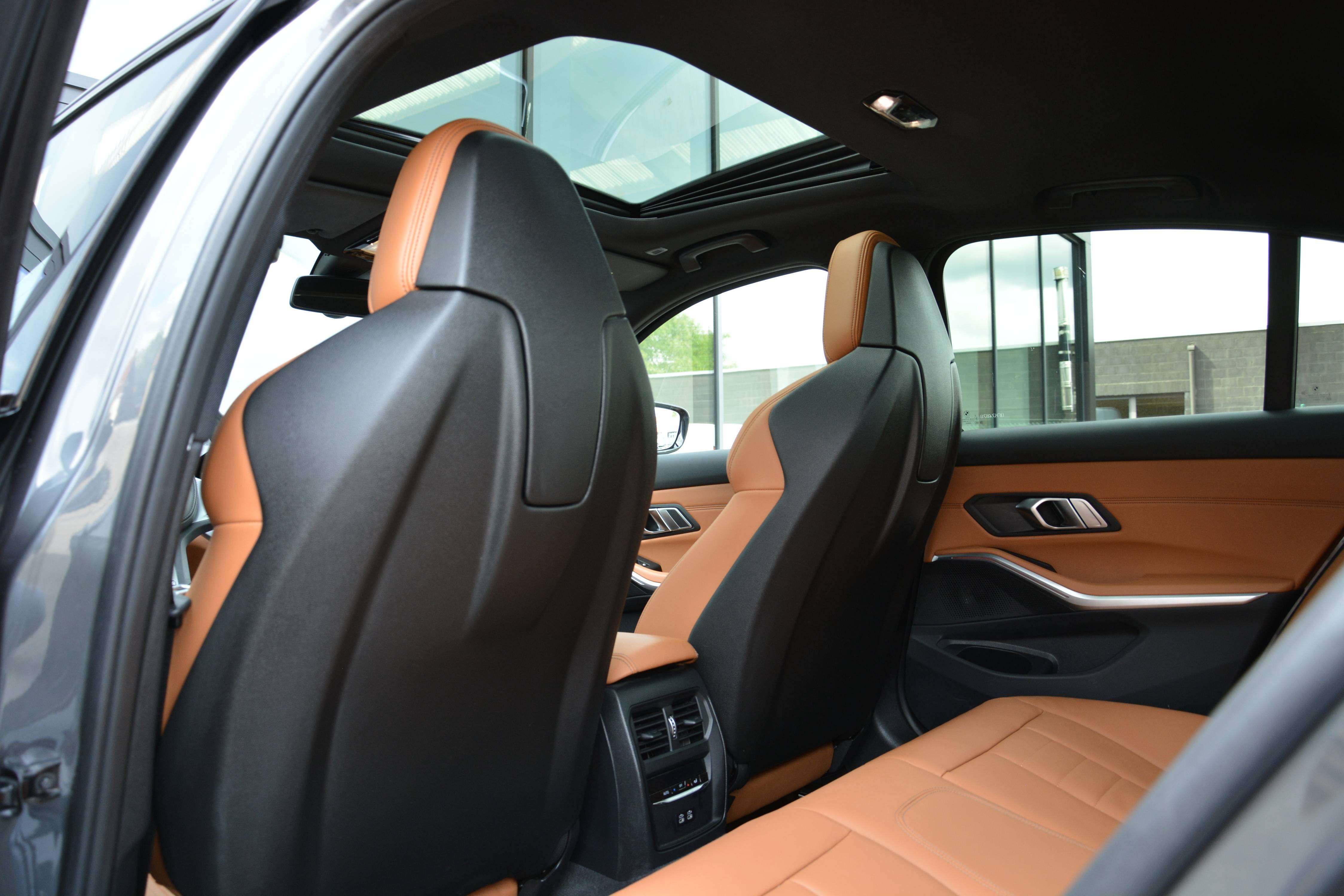 BMW 330 e M-performance/M-Seats/Pano/360°cam