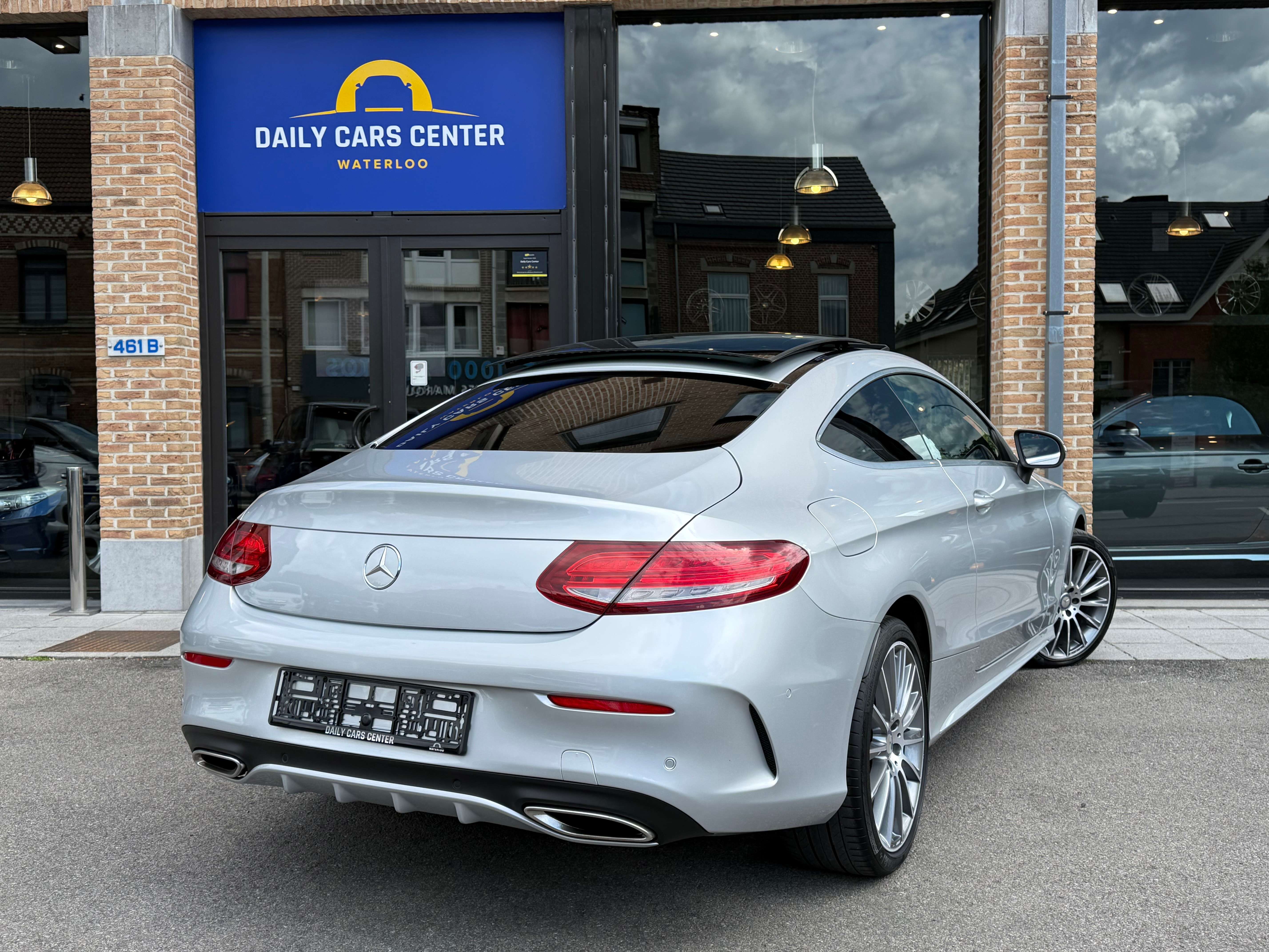 Mercedes-Benz C 200 4-Matic Coupé AMG pack I Cam I Lift I Cuir I Navi I Pano