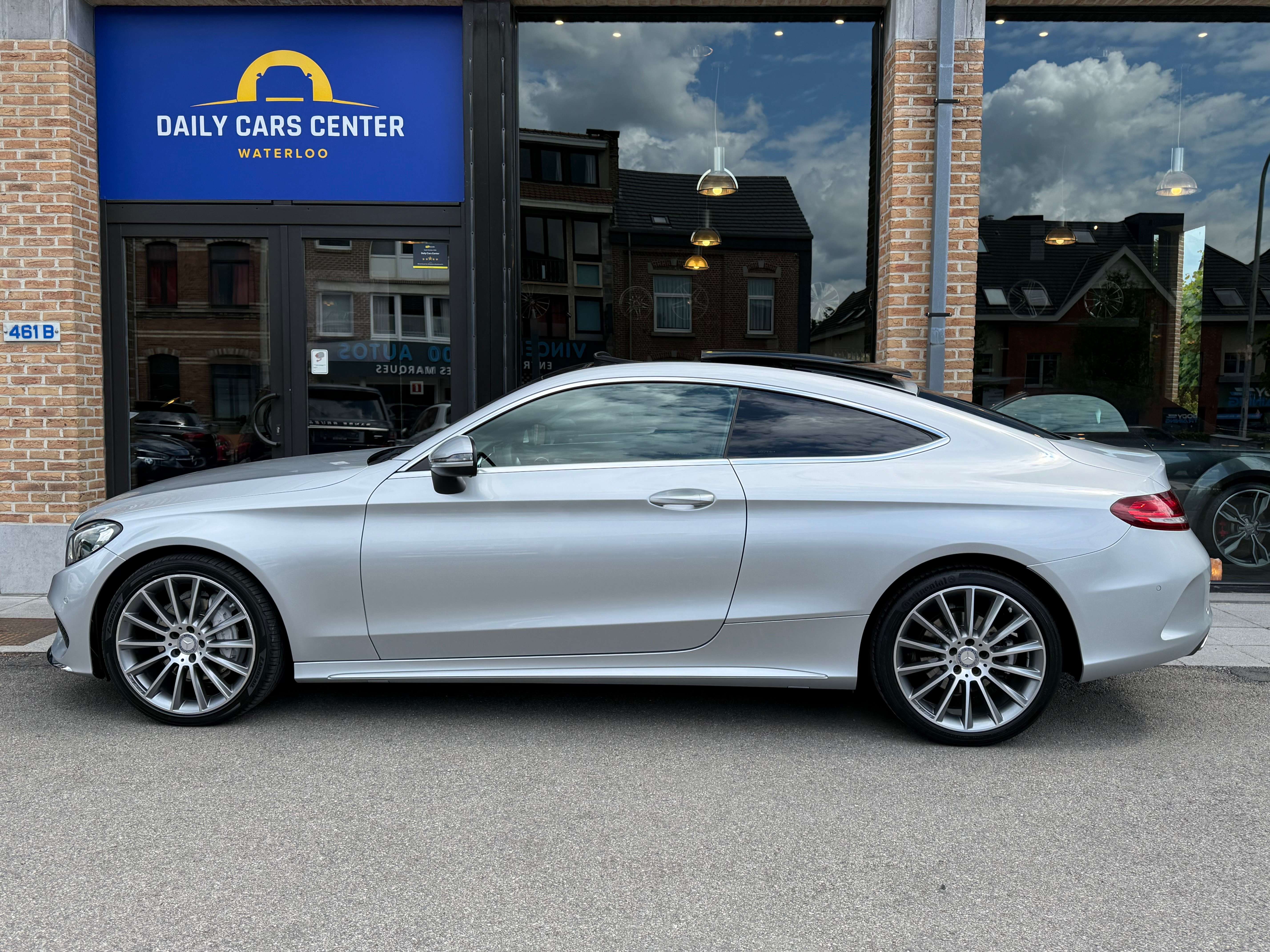 Mercedes-Benz C 200 4-Matic Coupé AMG pack I Cam I Lift I Cuir I Navi I Pano