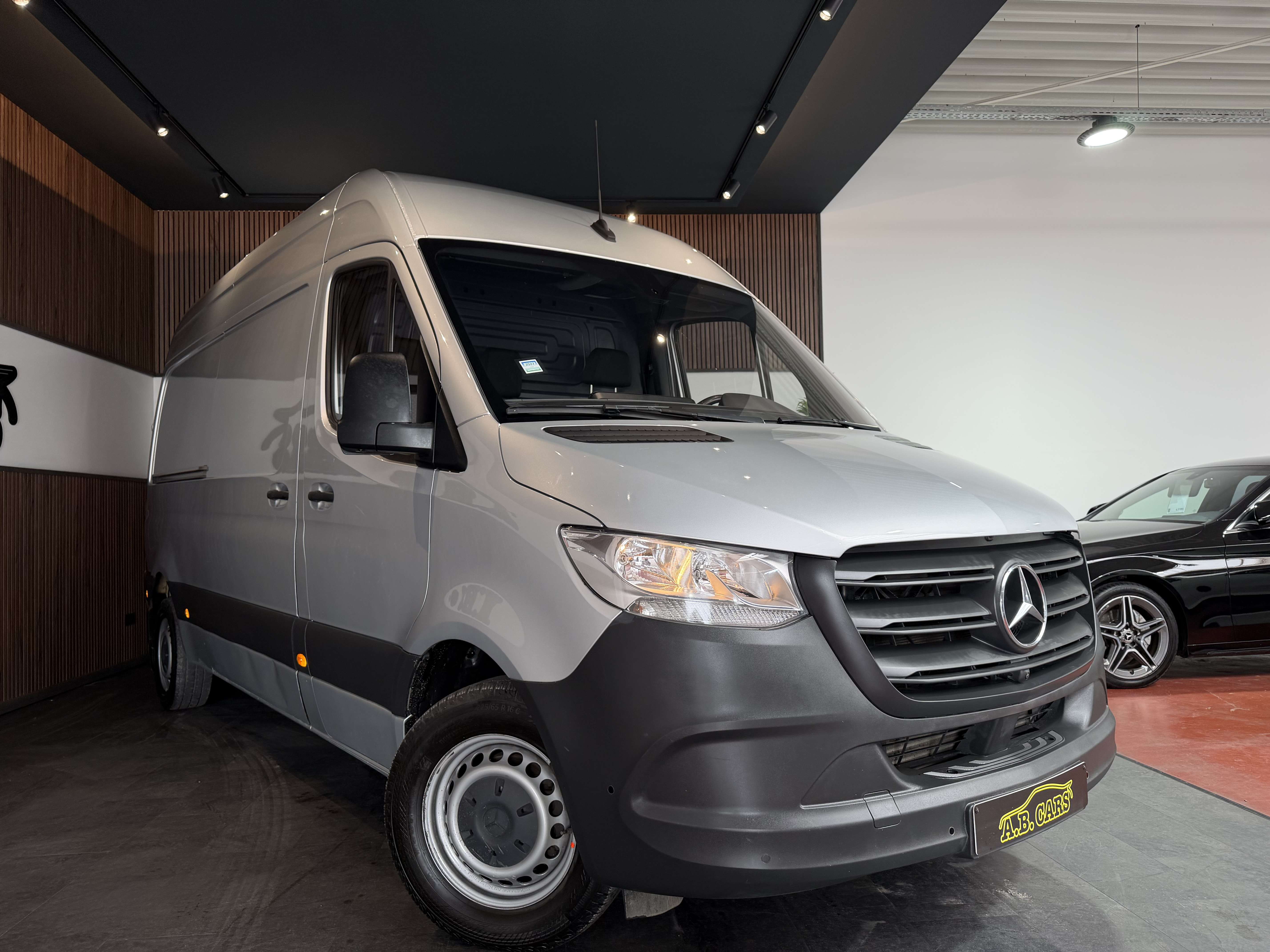 Mercedes-Benz Sprinter 314 2.2 CDI L2H2 - TVA DÉDUCTIBLE - GARANTIE 12MOI