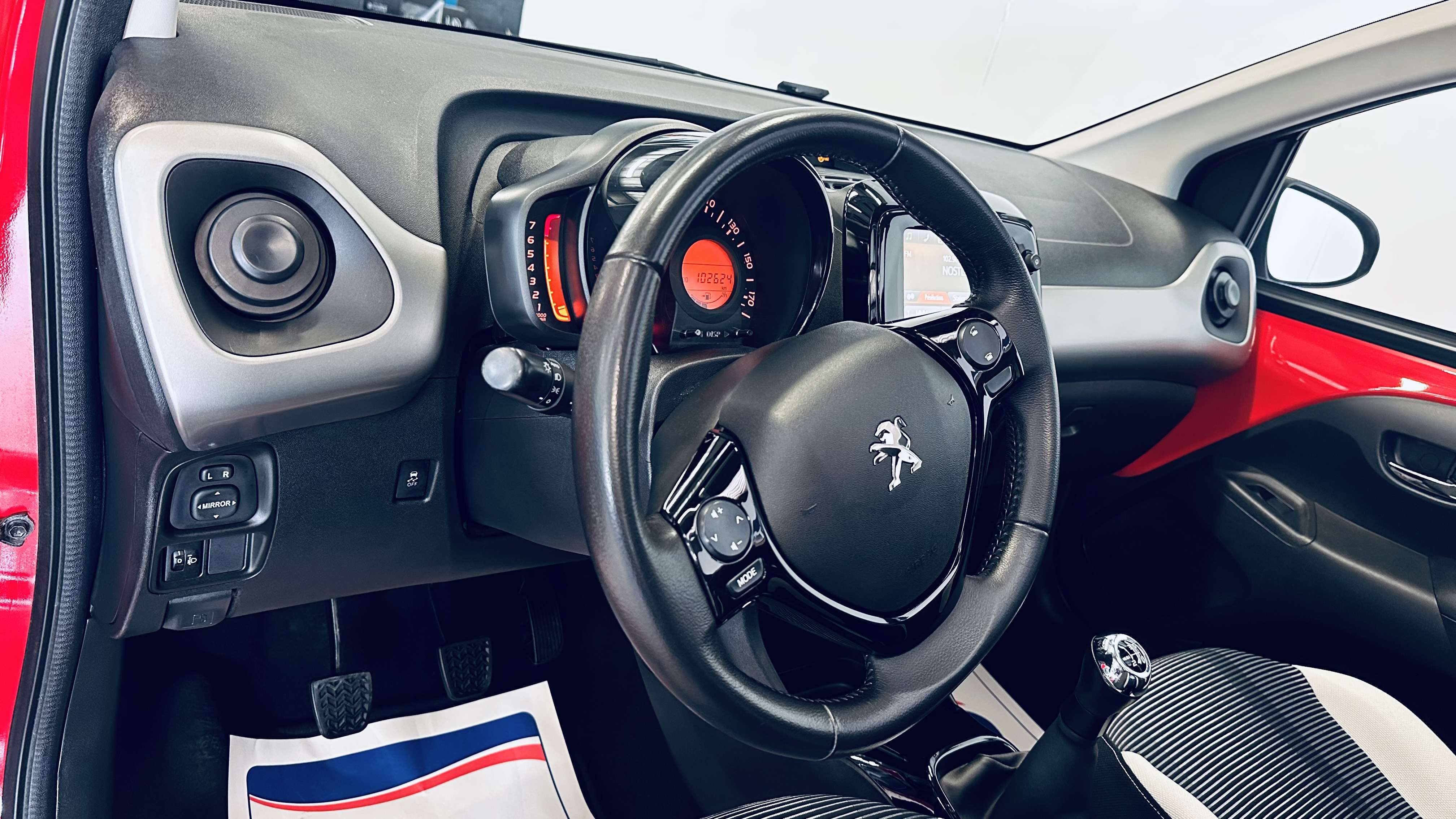 Peugeot 108 108 1.2 CABRIO START STOP BLUETOOTH  KEY LESS CAMERA
