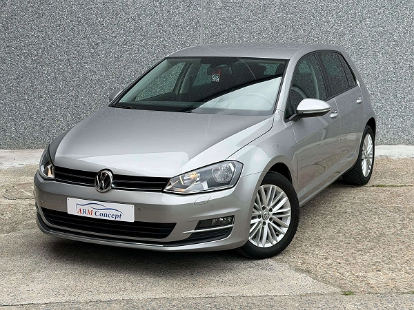 Volkswagen Golf Golf 1.2 TSI Essence CUP Garantie 12 Mois