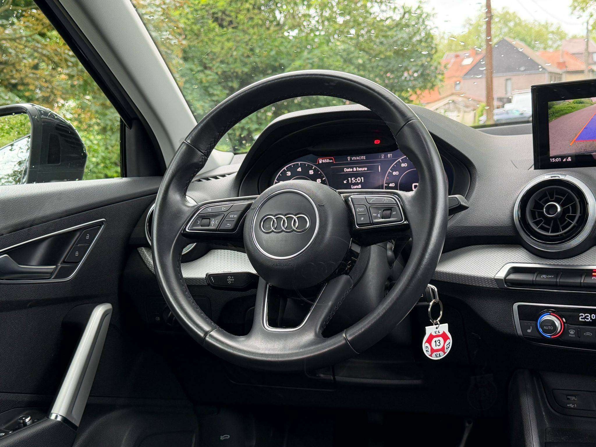Audi Q2 30 TFSI S line - Garantie 12 mois