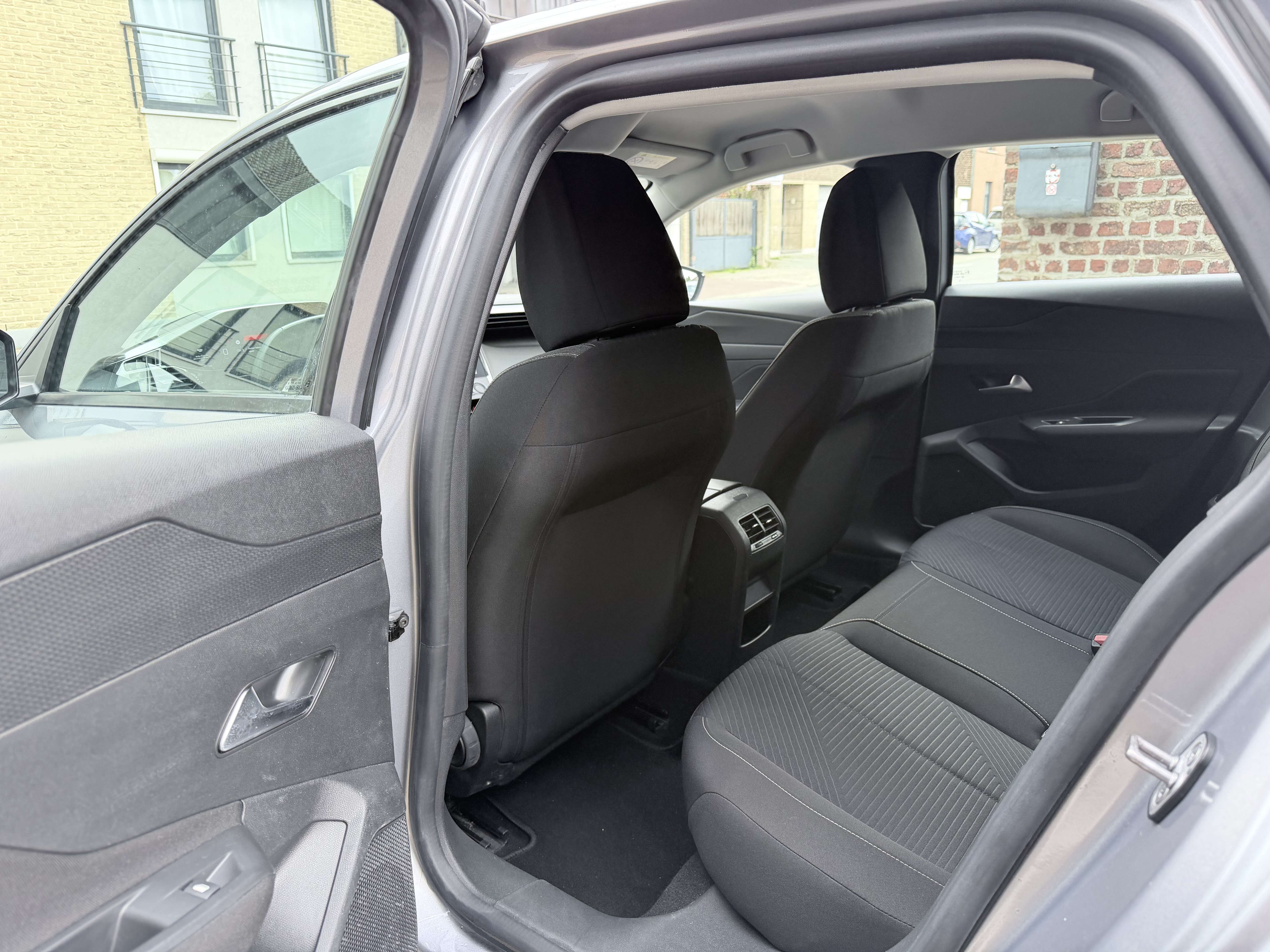 Peugeot 308 ACTIVE PACK S | CARPLAY | AIRCO | NAVIGATIE | DIGITAAL DASHBOARD