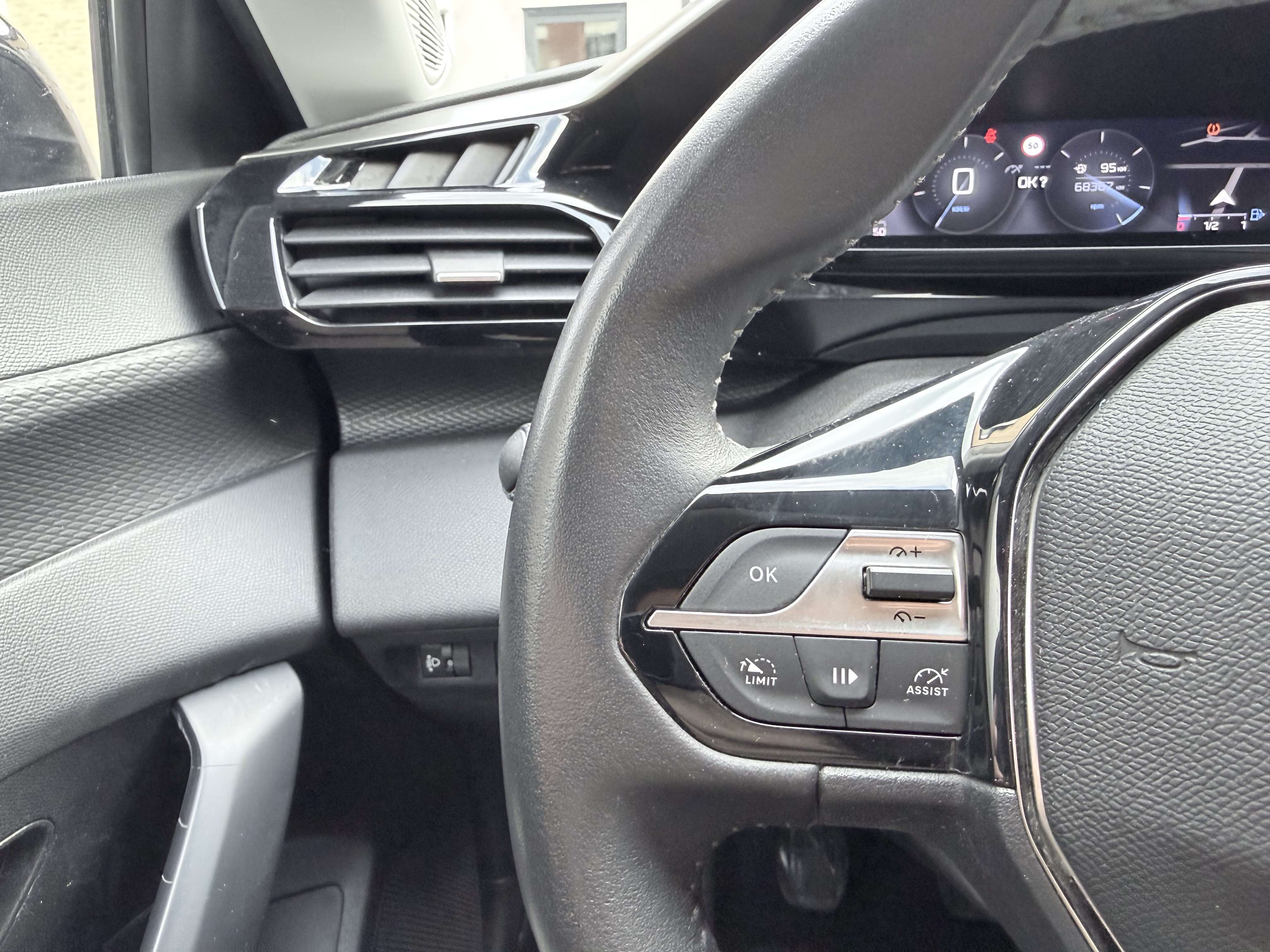 Peugeot 308 ACTIVE PACK S | CARPLAY | AIRCO | NAVIGATIE | DIGITAAL DASHBOARD