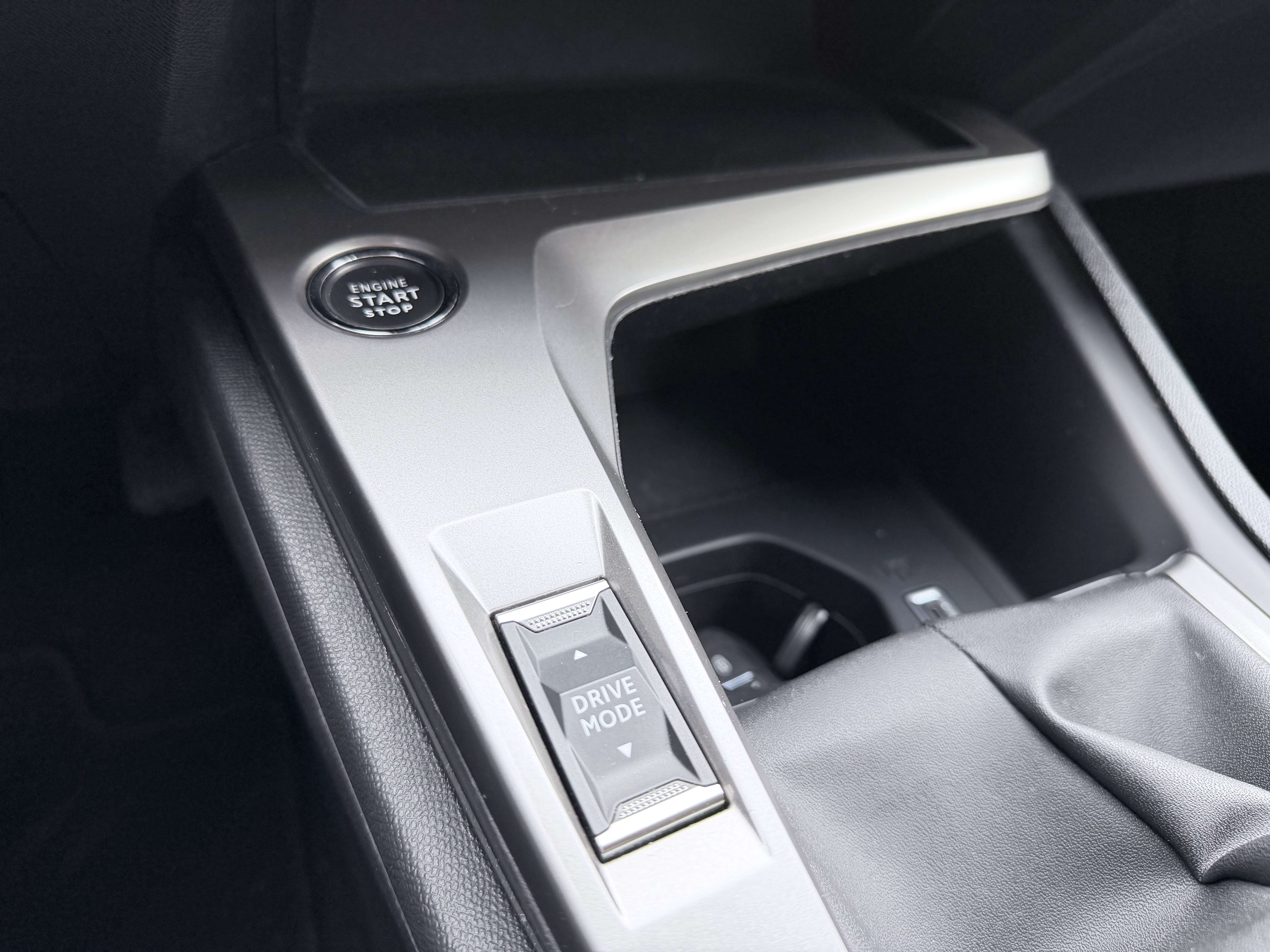 Peugeot 308 ACTIVE PACK S | CARPLAY | AIRCO | NAVIGATIE | DIGITAAL DASHBOARD