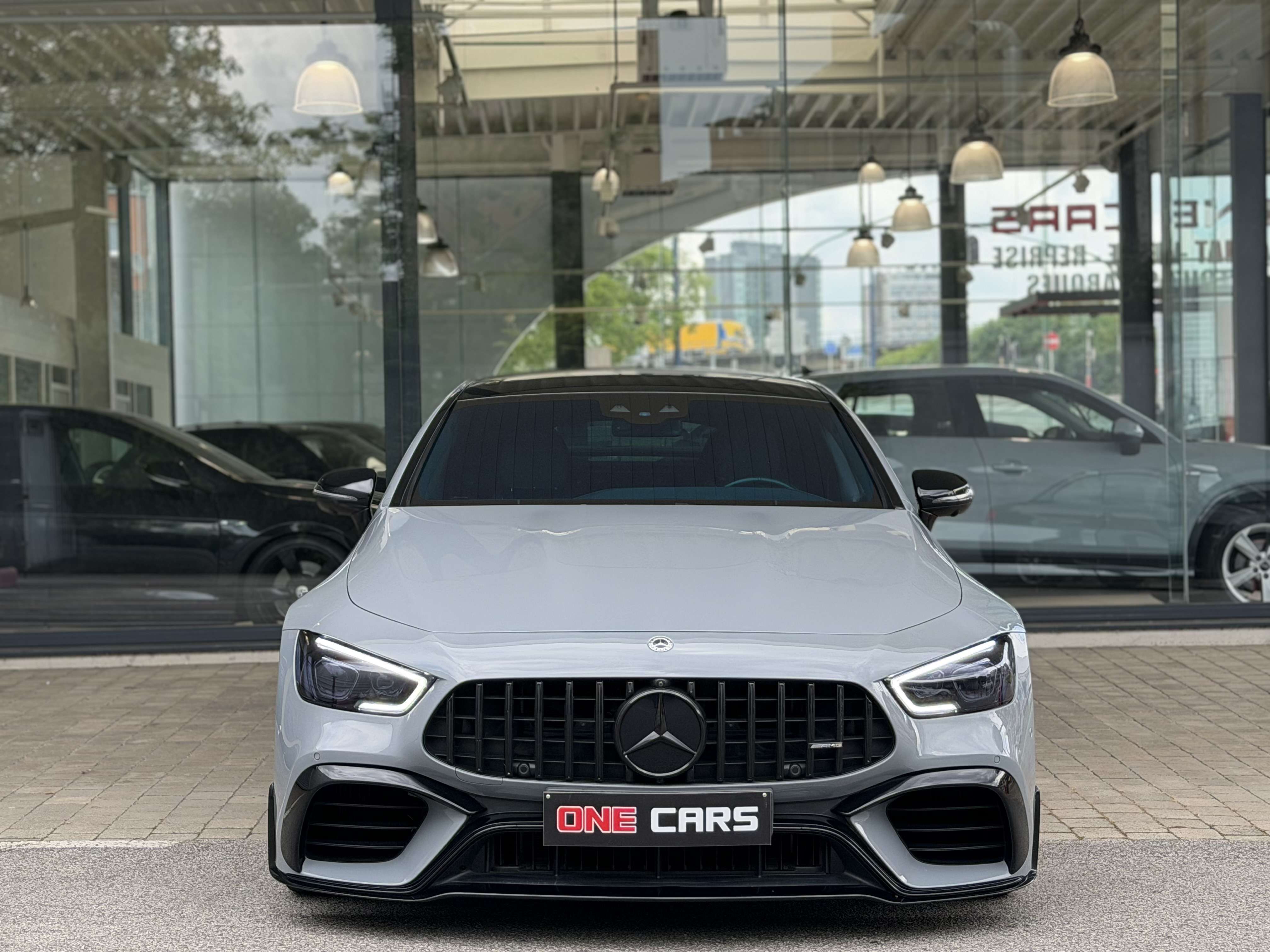 Mercedes-Benz AMG GT 43 (LOOK 63 AMG) CARPLAY CUIR GPS JA20 FULL OPTIONS GAR 1AN