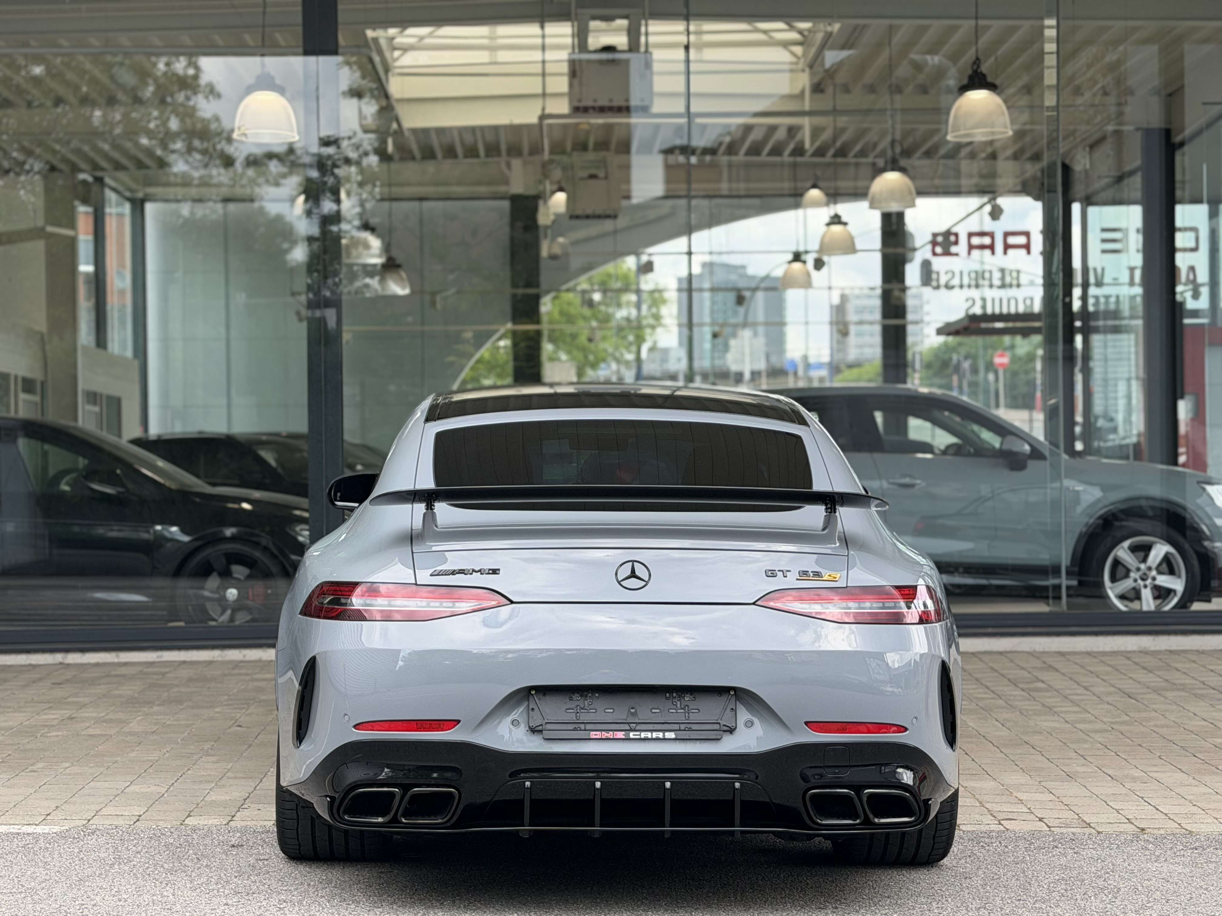 Mercedes-Benz AMG GT 43 (LOOK 63 AMG) CARPLAY CUIR GPS JA20 FULL OPTIONS GAR 1AN