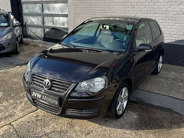 Volkswagen Polo 1.2i * Black Edition * 68dKM * Airco * Garantie