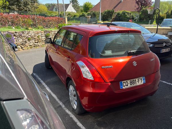 Suzuki Swift III 1.3 DDIS PACK 5P