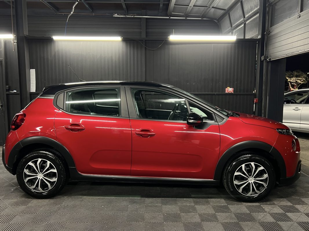 Citroen C3 III FEEL 1.2 82 Cv 1ERE MAIN / 17 300 Kms APPLE CARPLAY & ANDROID - GARANTIE 1 AN