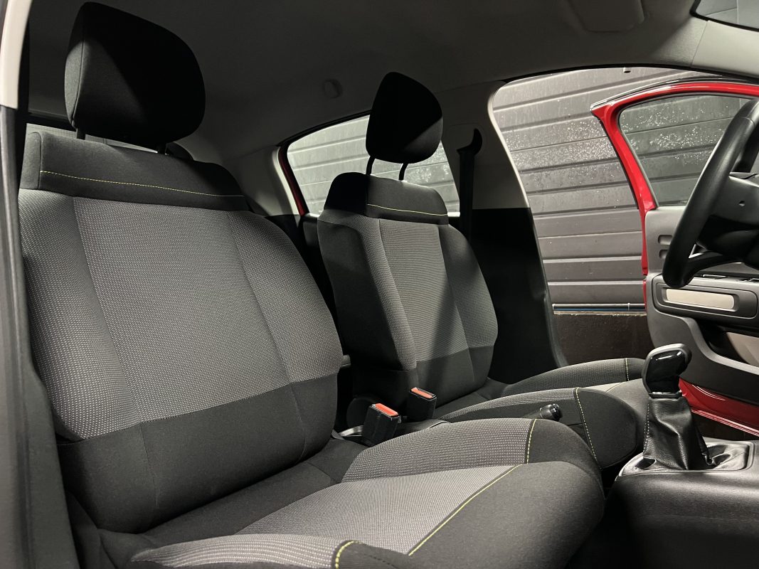 Citroen C3 III FEEL 1.2 82 Cv 1ERE MAIN / 17 300 Kms APPLE CARPLAY & ANDROID - GARANTIE 1 AN