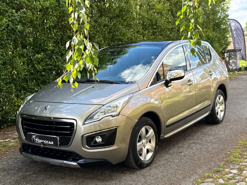 Peugeot 3008 1.6 HDI 115CH  ALLURE ETG6 * 137.000KM * TOIT PANO * CAMERA * GPS