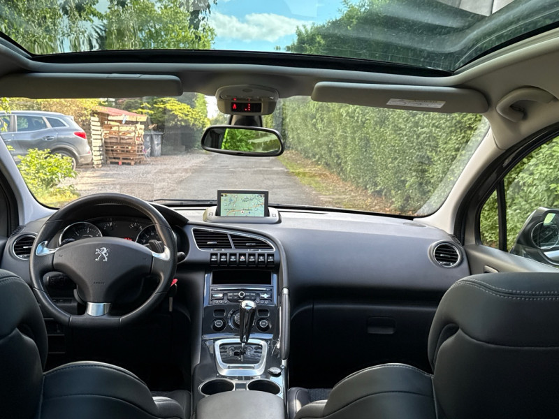 Peugeot 3008 1.6 HDI 115CH  ALLURE ETG6 * 137.000KM * TOIT PANO * CAMERA * GPS