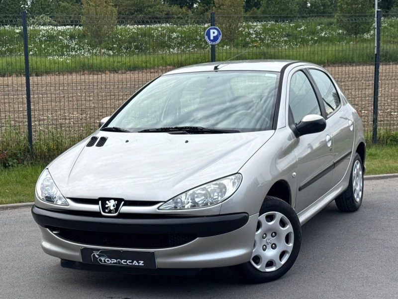 Peugeot 206 1.1 ESSENCE 60CH * 98.000KM * 5 PORTES * GARANTIE