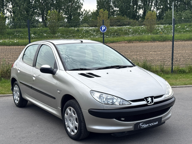 Peugeot 206 1.1 ESSENCE 60CH * 98.000KM * 5 PORTES * GARANTIE