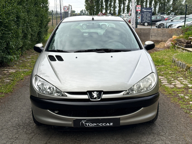 Peugeot 206 1.1 ESSENCE 60CH * 98.000KM * 5 PORTES * GARANTIE
