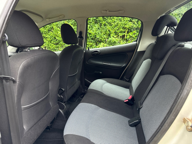 Peugeot 206 1.1 ESSENCE 60CH * 98.000KM * 5 PORTES * GARANTIE