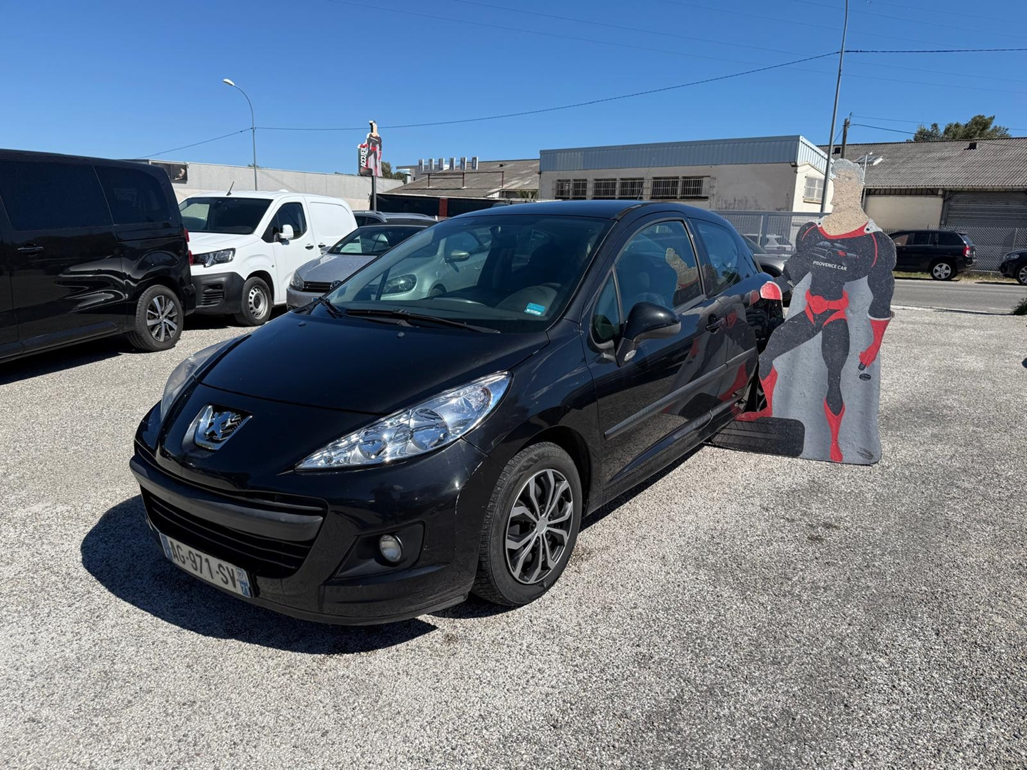 Peugeot 207 1.4 HDI70 PREMIUM 3P