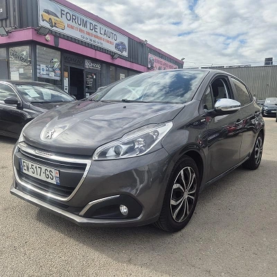 Peugeot 208 (2) 1.2 VTI 82 STYLE 5P TRÈS FIABLE CAMÉRA + GPS OK