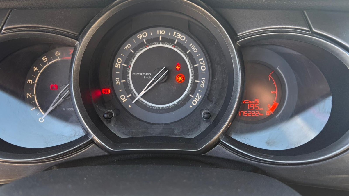Citroen C3 II 1.4 VTI 95 EXCLUSIVE TRES BELLE CT OK